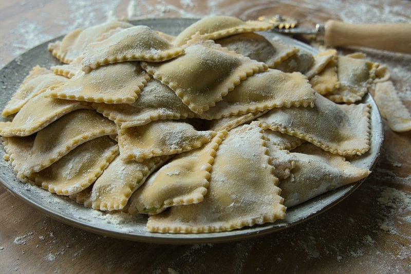 Curry-infused Pasta